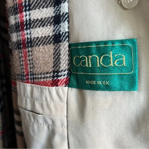 Vintage Canda Trench Coat with Belt - Picture 4 of 6